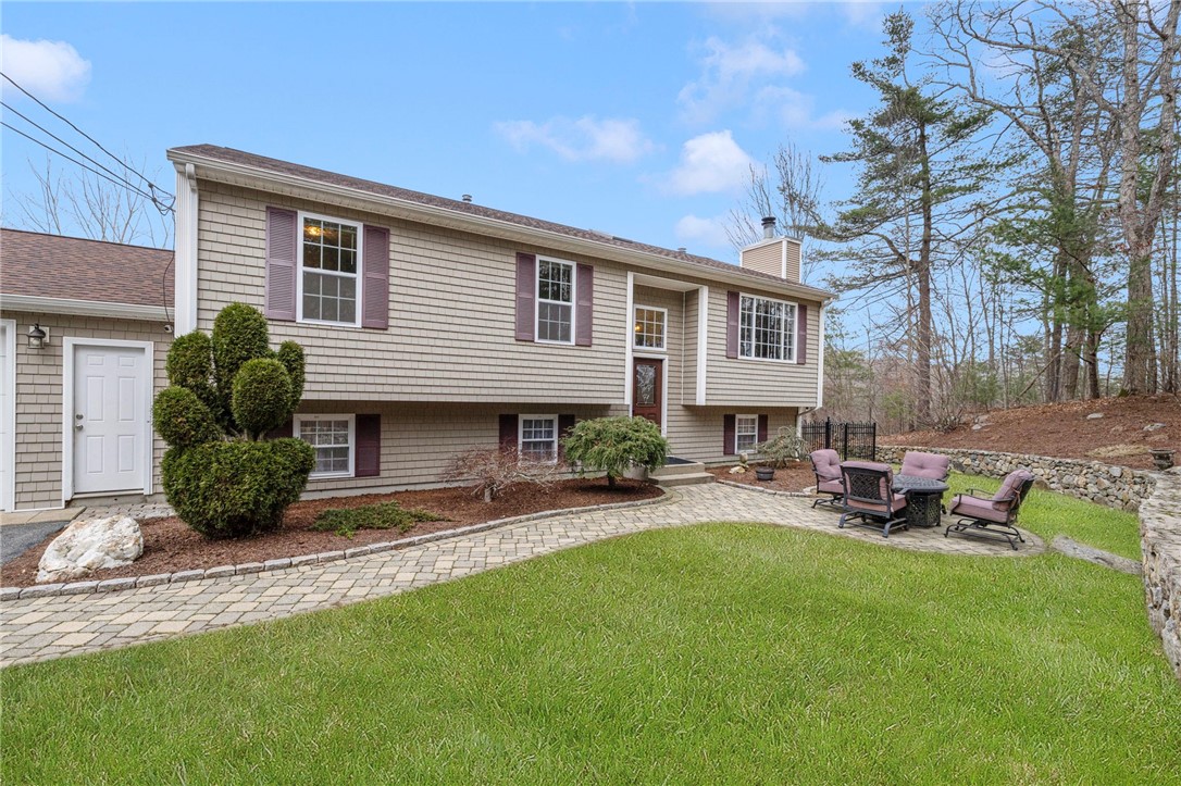 175 Hope Furnace Road Scituate, RI 02831 - Photo 9 of 48