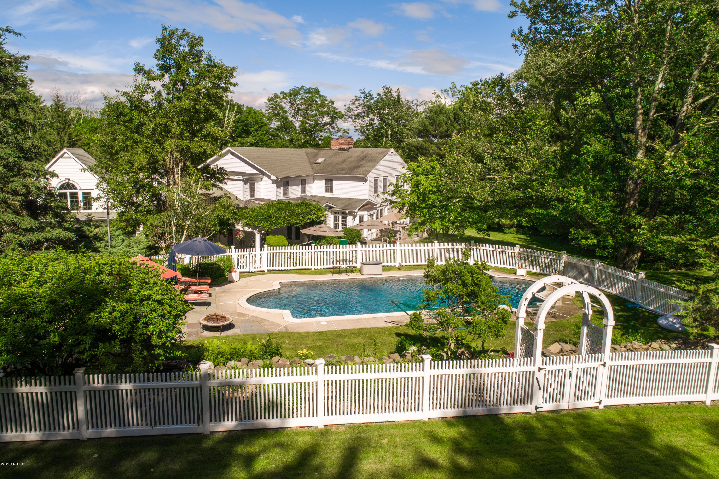 325 Taconic Road Greenwich, CT 06831 - Photo 18 of 22 POOL