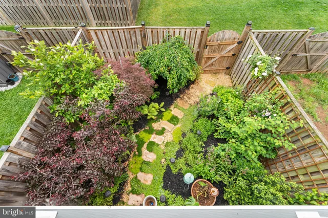 $2,400 | 5957 Whelan Lane, Frederick, MD 21703