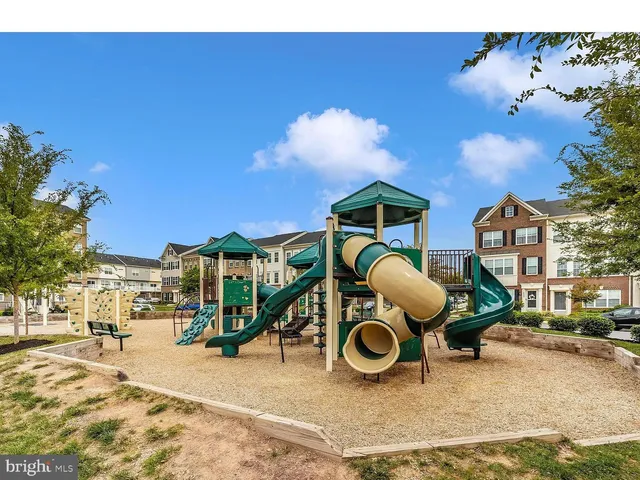 $2,400 | 5957 Whelan Lane, Frederick, MD 21703