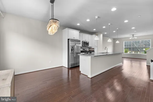 $2,400 | 5957 Whelan Lane, Frederick, MD 21703