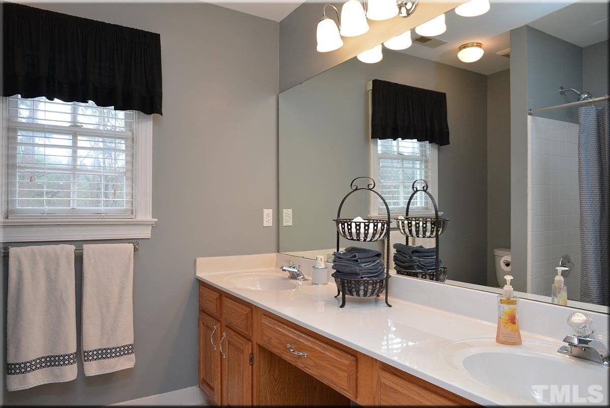 2909 Lothian Way Raleigh, NC 27612 - Photo 17 of 25 Photo 17