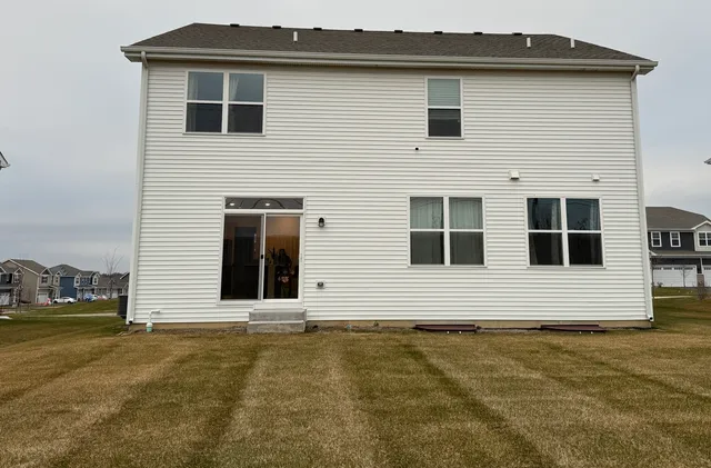 $4,200 | 1347 Tiger Lily Drive, Bartlett, IL 60103