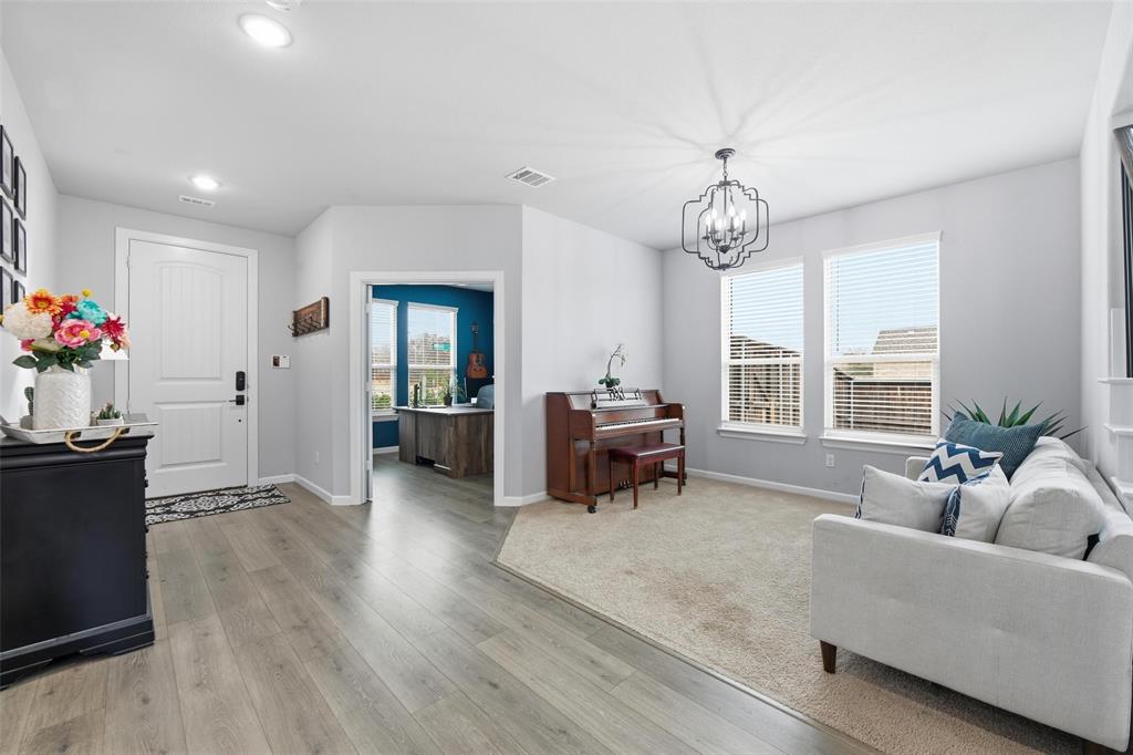 12148 Willet Road Fort Worth, TX 76052 - Photo 3 of 40