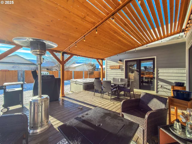 $520,000 | 855 F Street, Baker City, OR 97814