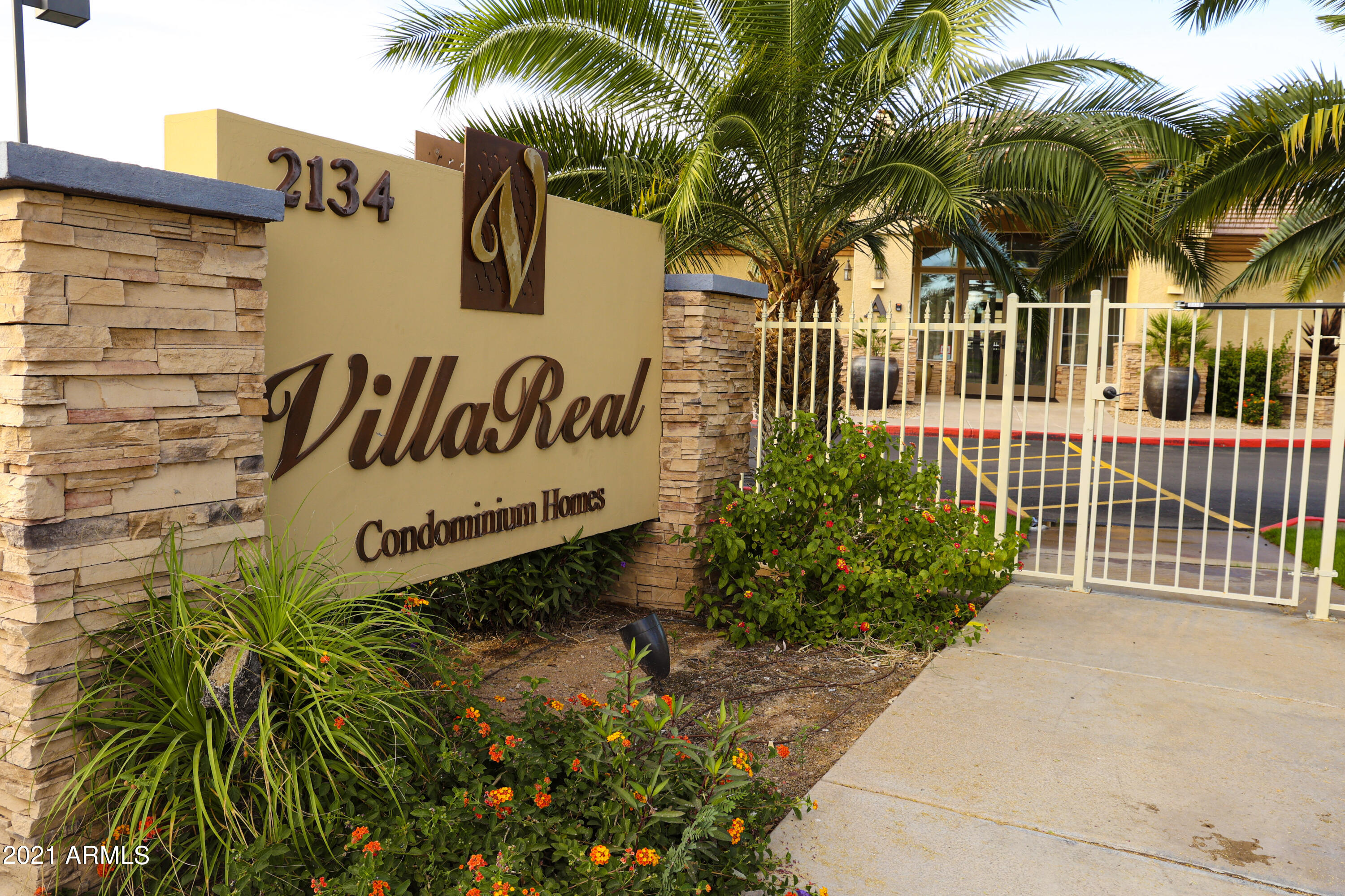 2134 East Broadway Road, Unit 1070 Tempe, AZ 85282 - Photo 2 of 23 009A8139-2
