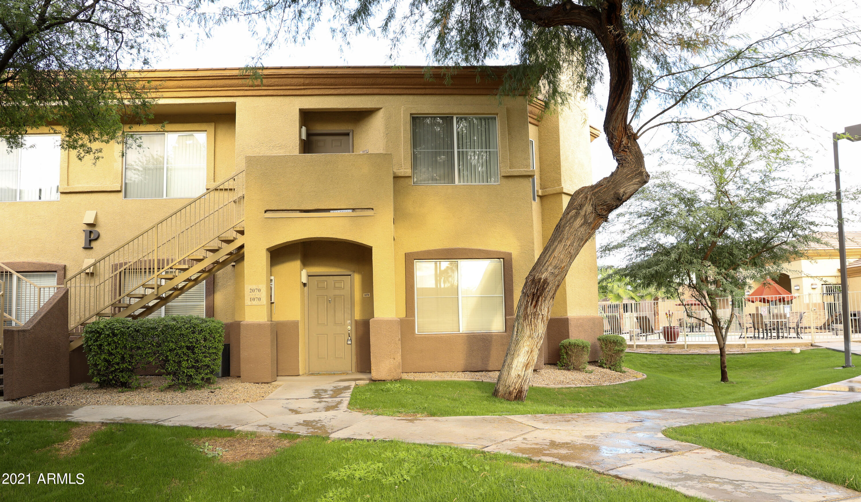 2134 East Broadway Road, Unit 1070 Tempe, AZ 85282 - Photo 4 of 23 009A8149