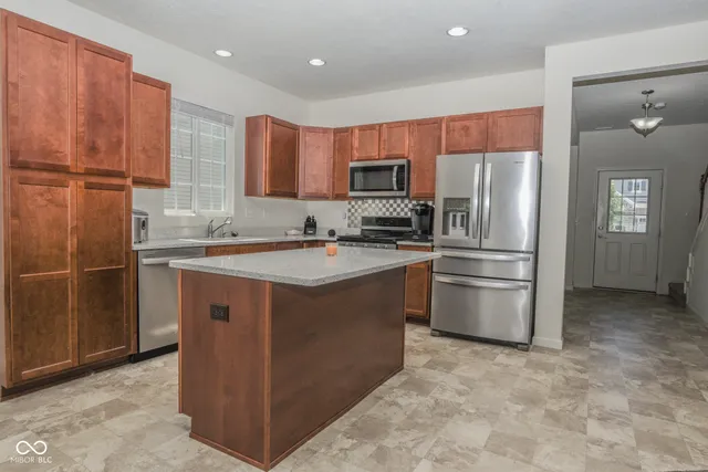 $370,000 | 6660 Harvest Moon Lane, Whitestown, IN 46075