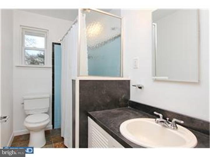429 Edsam Avenue Pitman, NJ 08071 - Photo 8 of 14 Gallery Image 8