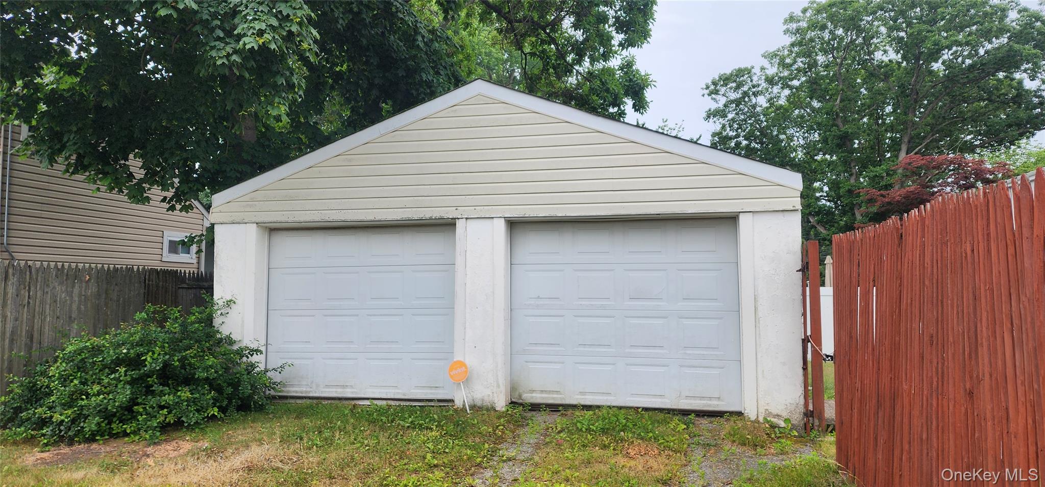 79 Commack Road North Babylon, NY 11703 - Photo 14 of 14