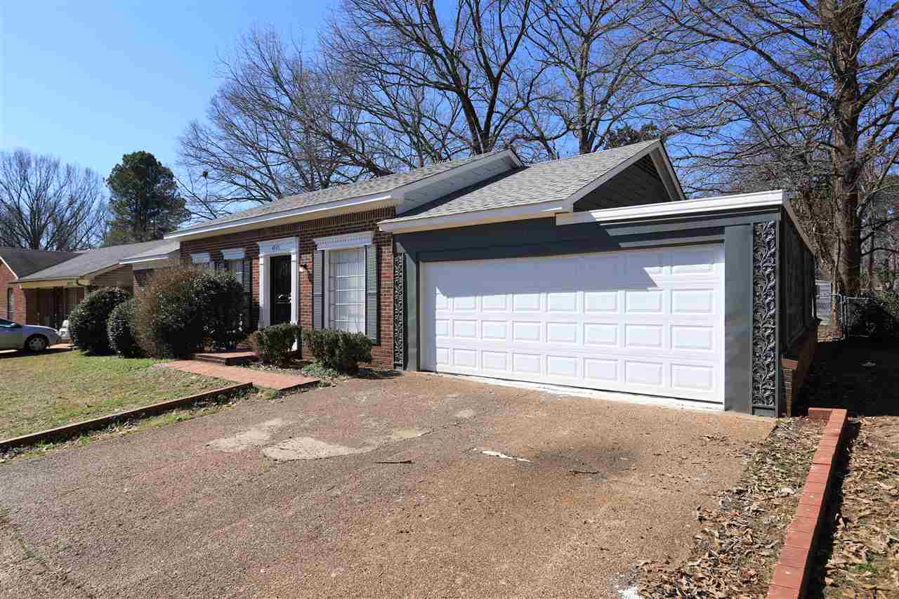 4045 Windermere Road Memphis, TN 38128 - Photo 1 of 10