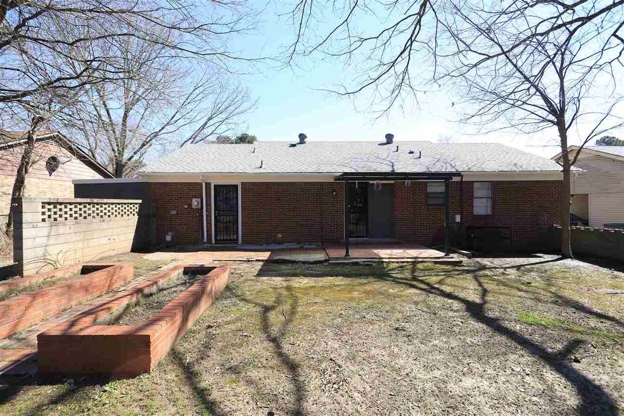 4045 Windermere Road Memphis, TN 38128 - Photo 2 of 10