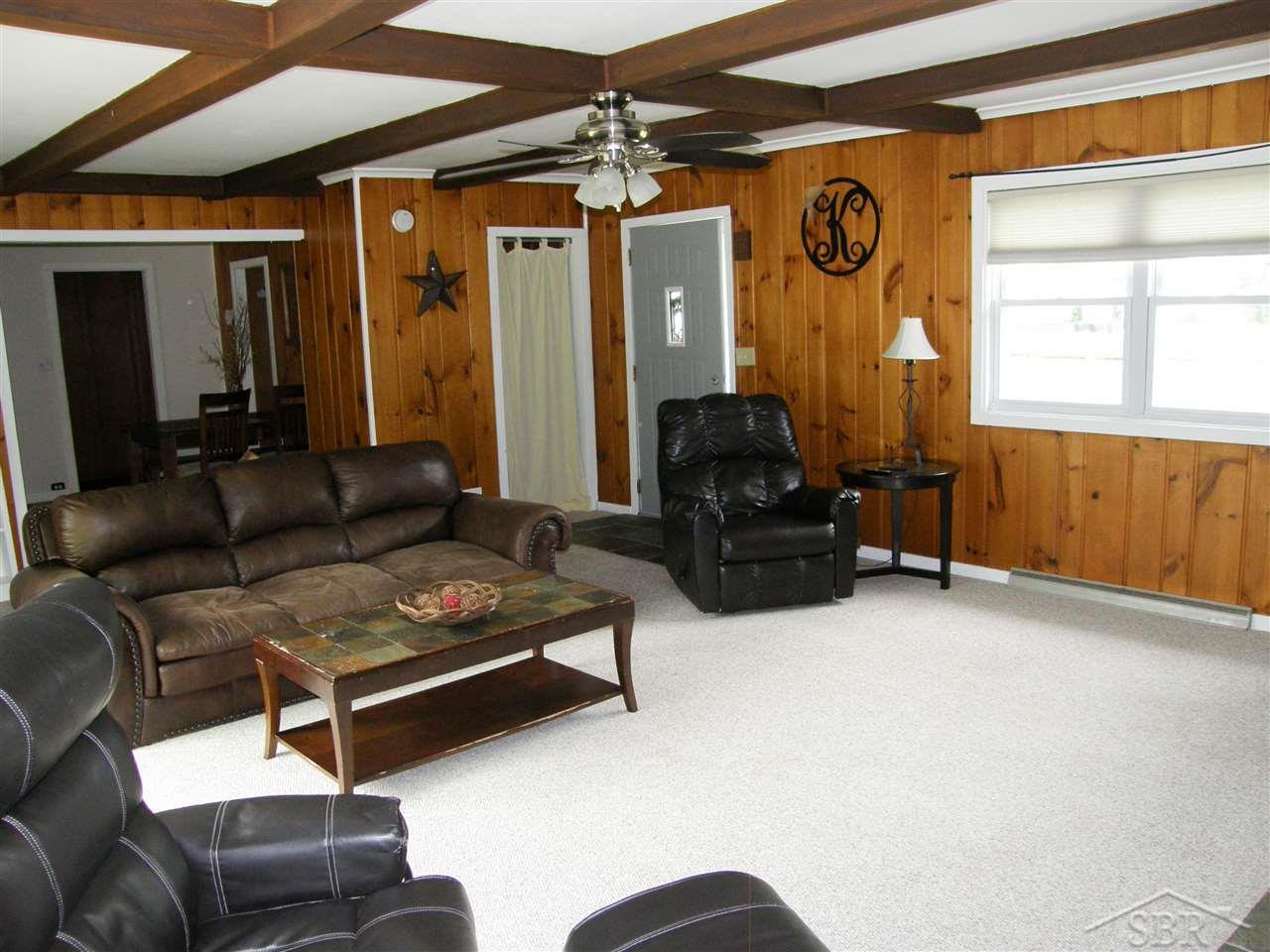 10175 Dice Road Freeland, MI 48623 - Photo 12 of 22 31349470-11.JPG