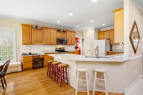 $785,000 | 100 Harrison Court, Chapel Hill, NC 27516