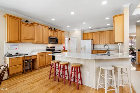 $785,000 | 100 Harrison Court, Chapel Hill, NC 27516