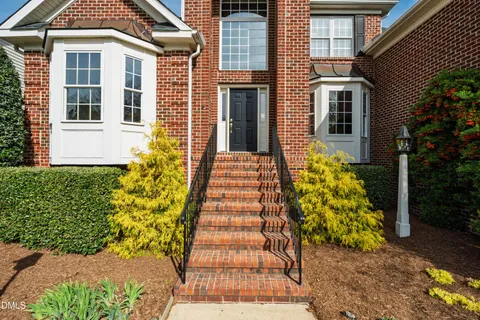 $785,000 | 100 Harrison Court, Chapel Hill, NC 27516
