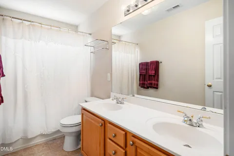 $785,000 | 100 Harrison Court, Chapel Hill, NC 27516