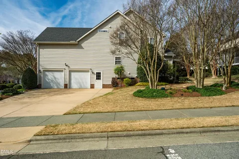 $785,000 | 100 Harrison Court, Chapel Hill, NC 27516