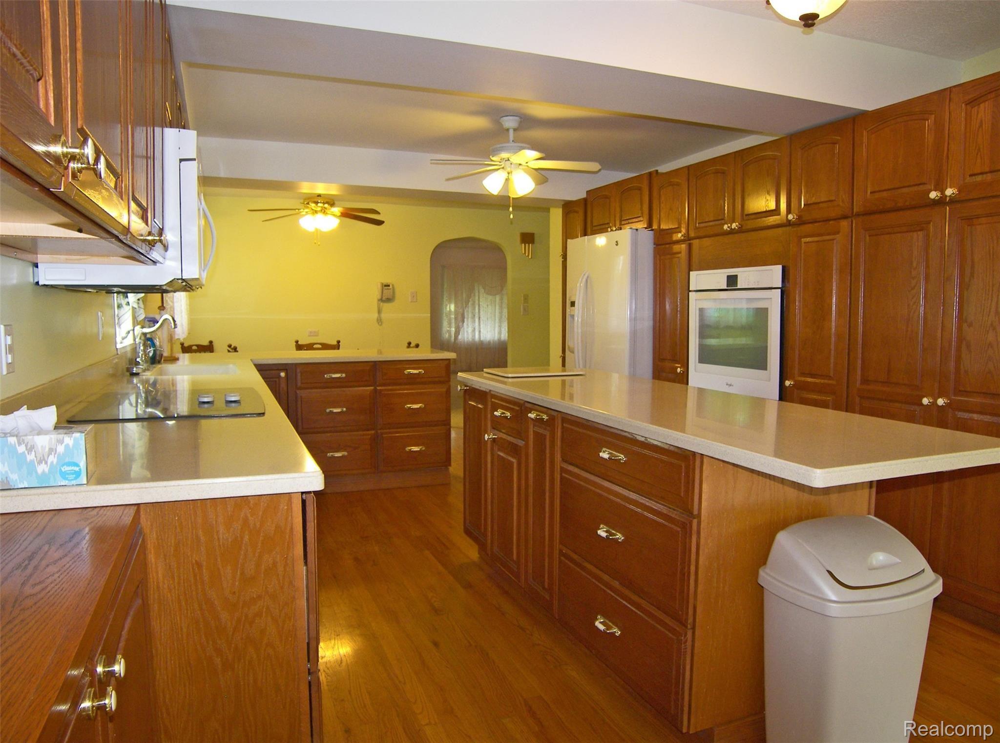 8540 North Clio Road Mount Morris, MI 48458 - Photo 2 of 31 100_3279.JPG