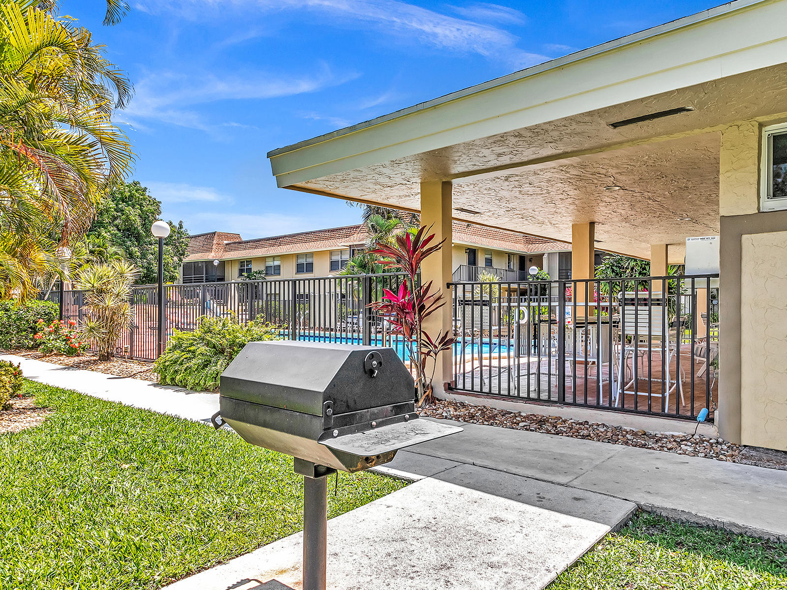 1251 Northwest 13th Street, Unit 437C Boca Raton, FL 33486 - Photo 45 of 54 0H1A0461