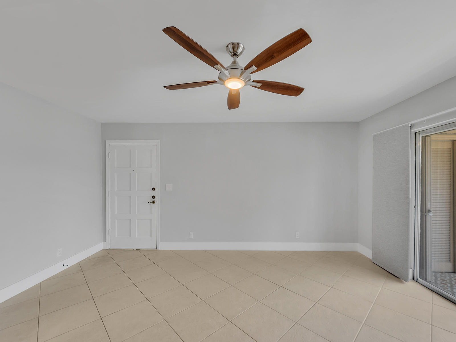 1251 Northwest 13th Street, Unit 437C Boca Raton, FL 33486 - Photo 8 of 54 0H1A0256