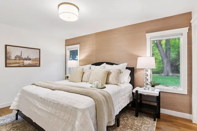 $900,000 | 3930 Cottage Lane, Minnetonka, MN 55305