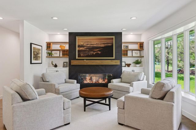 $900,000 | 3930 Cottage Lane, Minnetonka, MN 55305