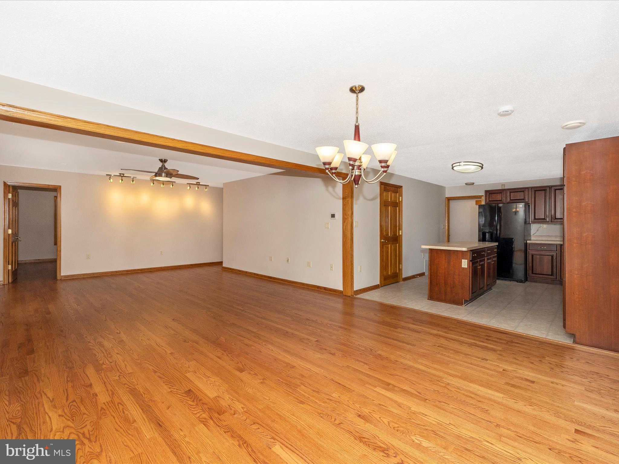 4439 John Draper Road Smithsburg, MD 21783 - Photo 23 of 63 a view of a kitchen with a sink
