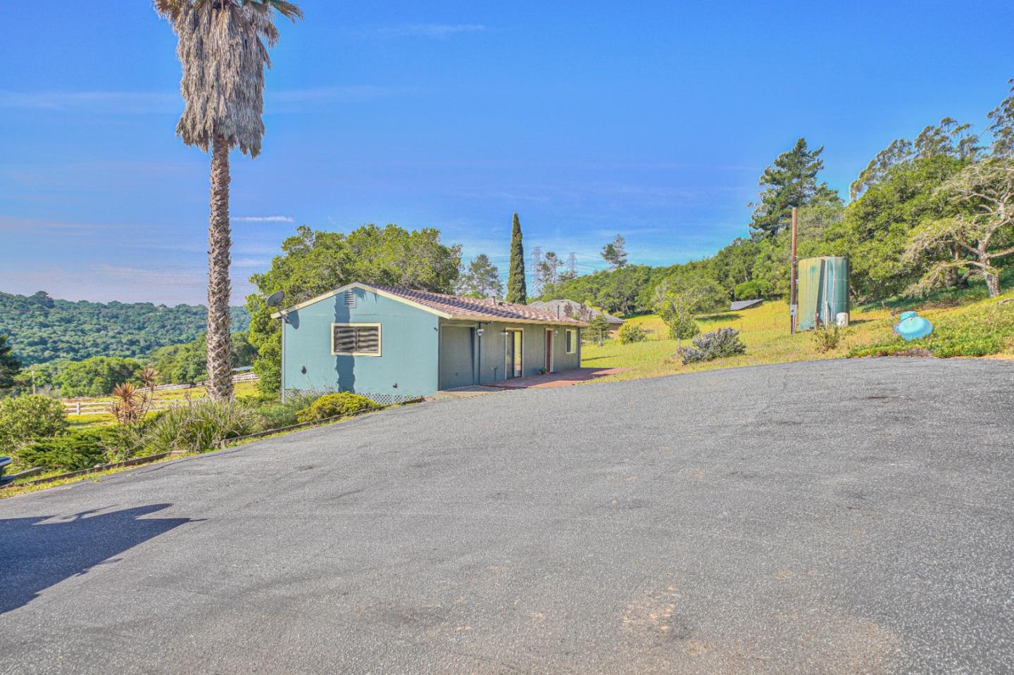 9235 Coker Road Salinas, CA 93907 - Photo 4 of 18 Gallery Image 4