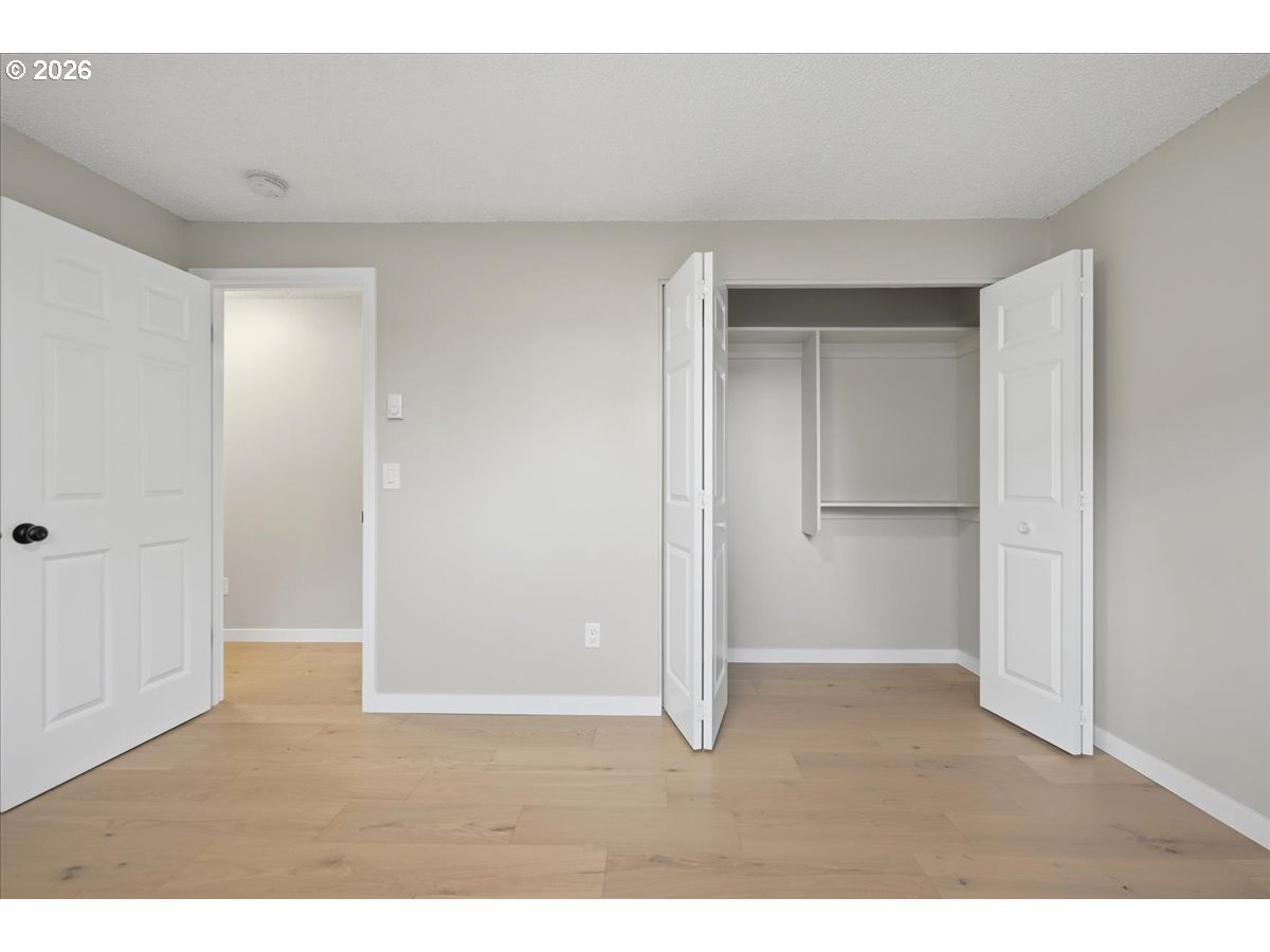 19805 Southwest Rock Road Beaverton, OR 97003 - Photo 17 of 31