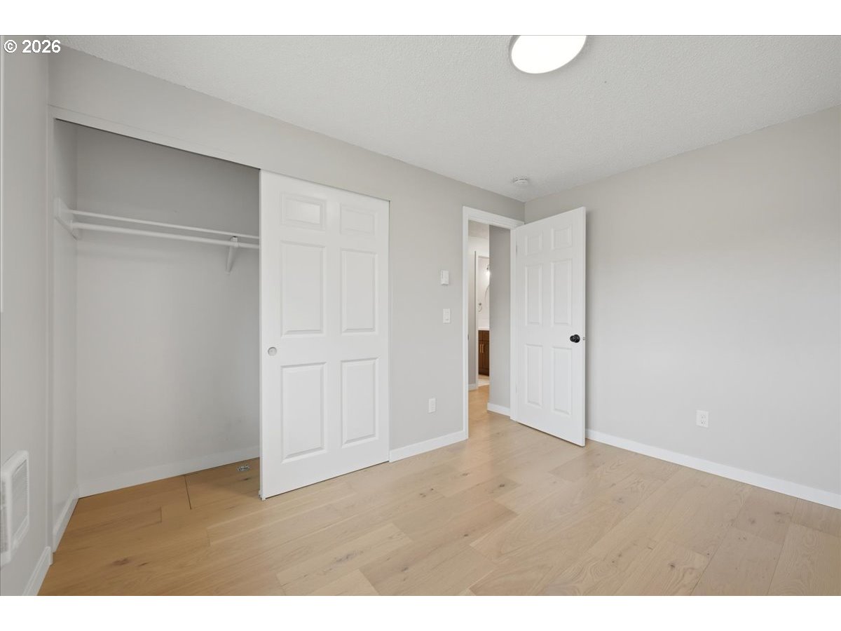 19805 Southwest Rock Road Beaverton, OR 97003 - Photo 24 of 31