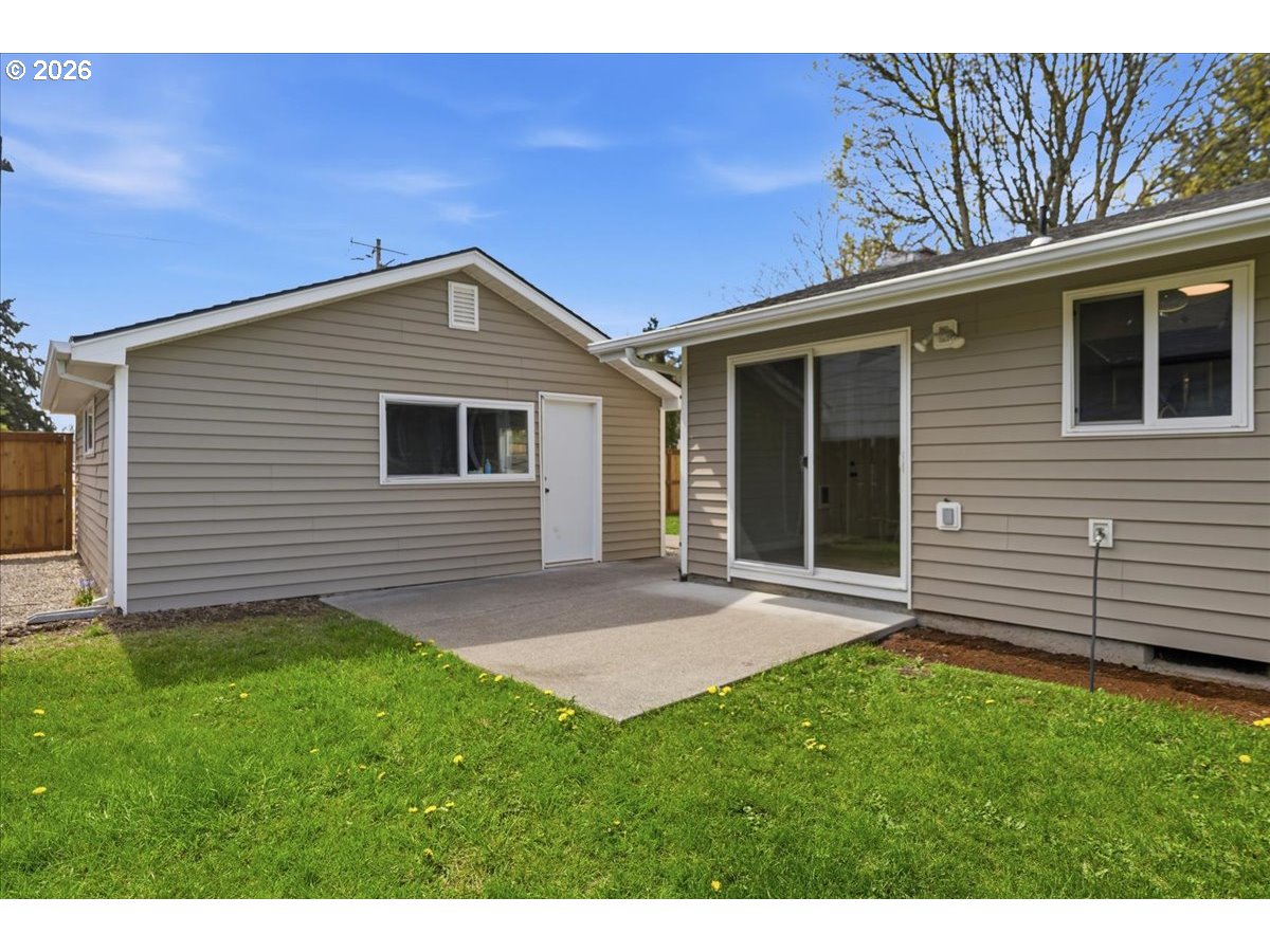 19805 Southwest Rock Road Beaverton, OR 97003 - Photo 25 of 31