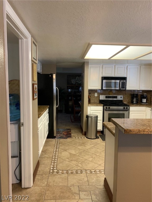 2604 Frontera Road Henderson, NV 89074 - Photo 11 of 33 Gallery Image 11