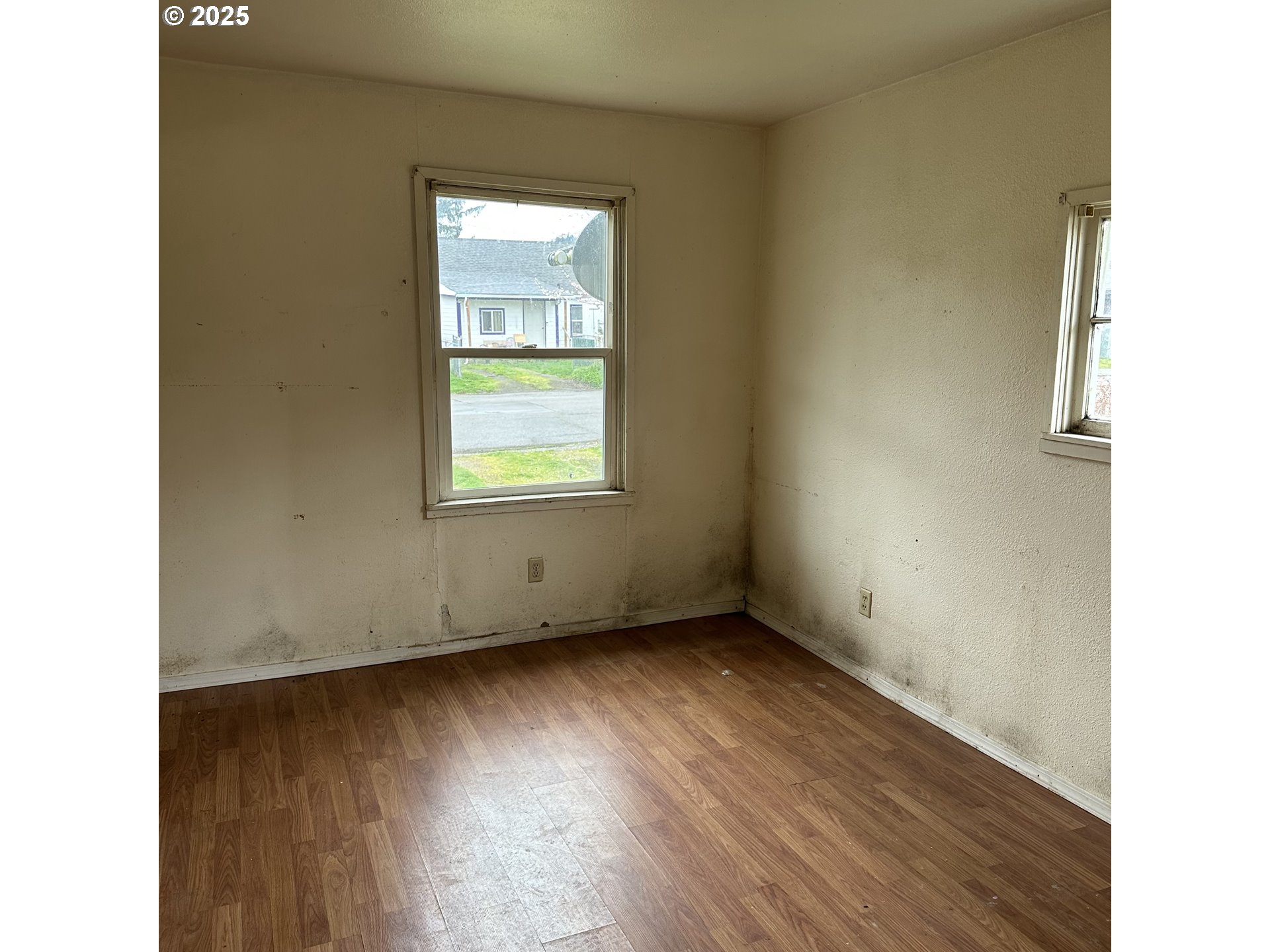 737 Myrtle Avenue Reedsport, OR 97467 - Photo 13 of 27 Gallery Image 13