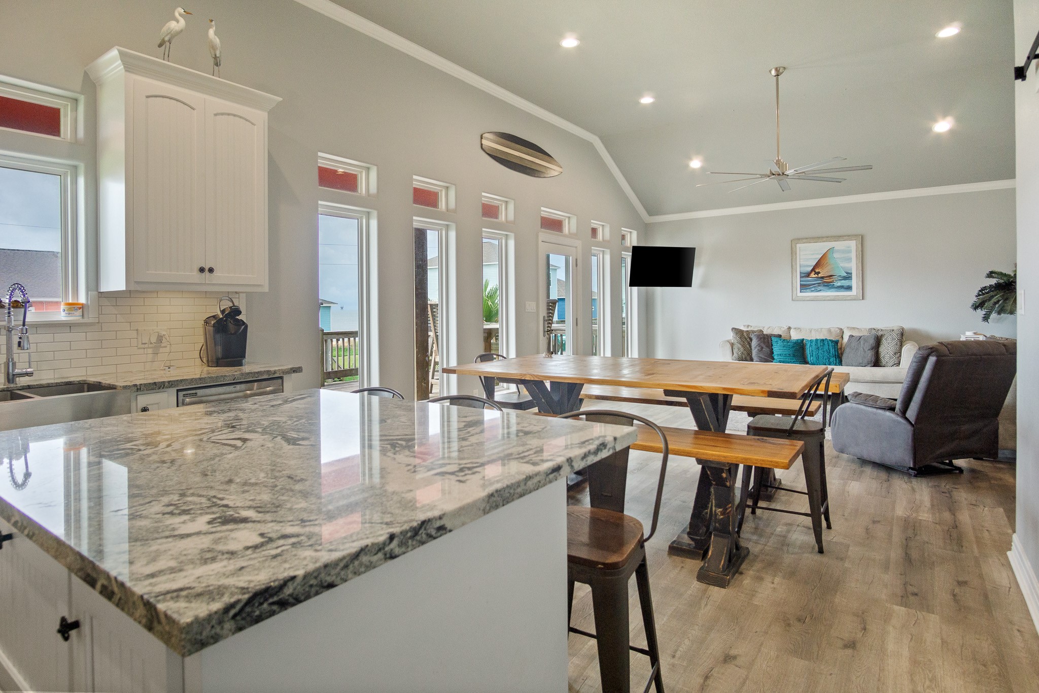 1819 Redfish Lane Crystal Beach, TX 77650 - Photo 3 of 34 a kitchen with granite countertop lots of counter top space