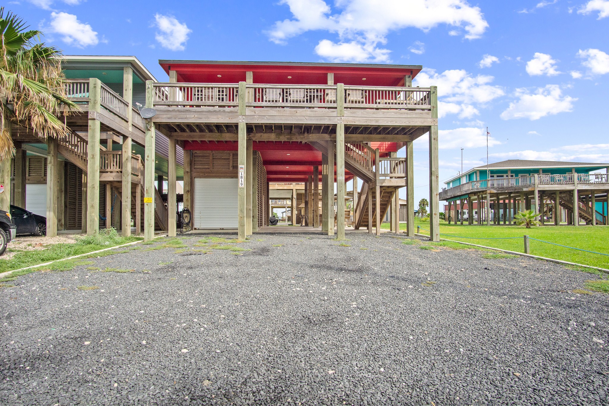1819 Redfish Lane Crystal Beach, TX 77650 - Photo 4 of 34 a view of a volley ball court