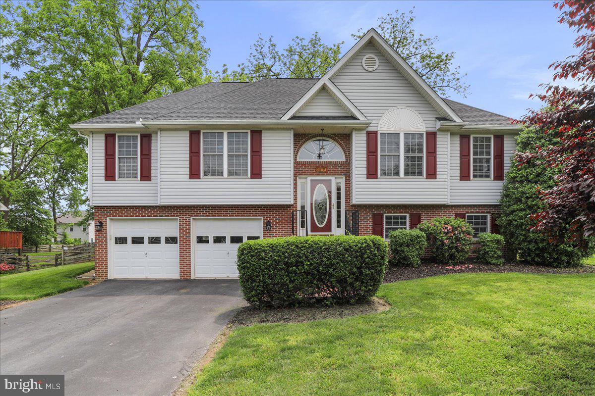462 Oak Lee Drive Ranson, WV 25438 - Photo 1 of 50 Gallery Image 1