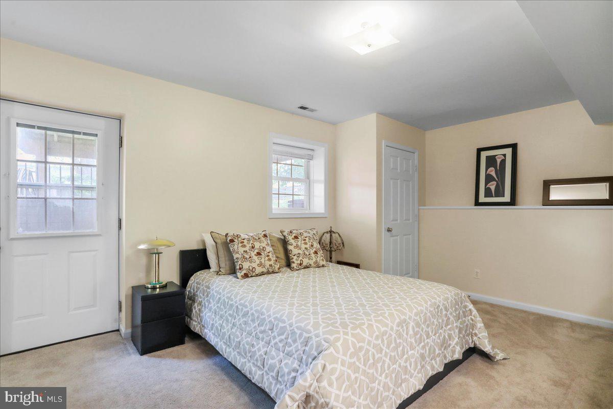 462 Oak Lee Drive Ranson, WV 25438 - Photo 28 of 50 Gallery Image 28