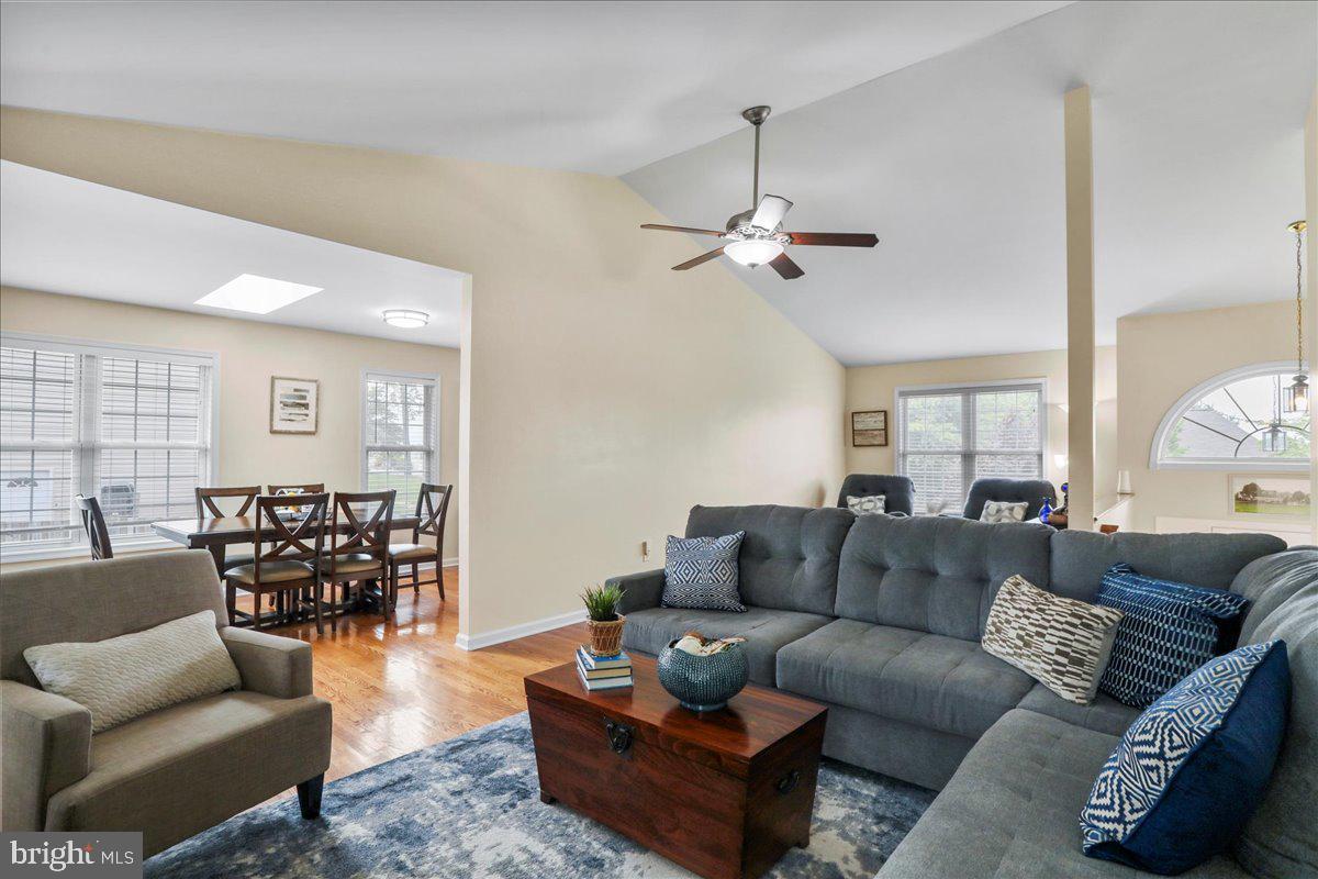 462 Oak Lee Drive Ranson, WV 25438 - Photo 7 of 50 Gallery Image 7