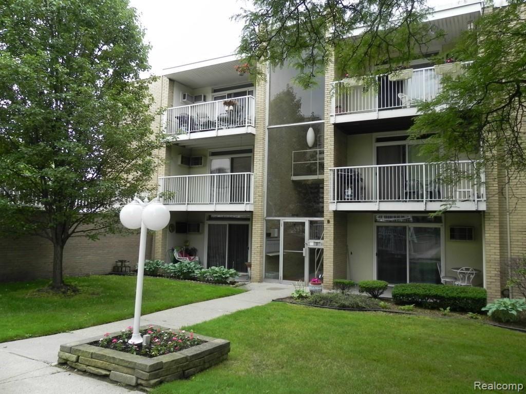 4905 Crooks Road, Unit 66 Royal Oak, MI 48073 - Photo 1 of 19 Great price on this middle floor 2 bed 1 bath condo with excellent courtyard & pool views