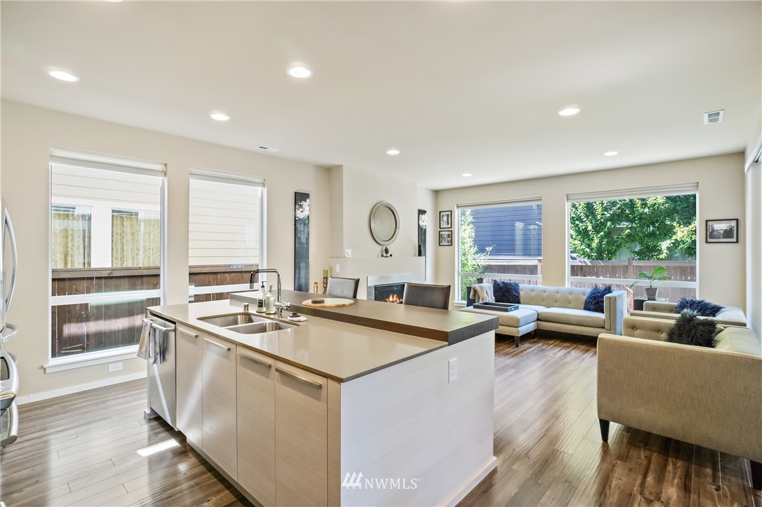 17008 42nd Drive Southeast Bothell, WA 98012 - Photo 5 of 30