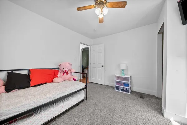 $157,500 | 603 Memorial Drive, New Kensington, PA 15068