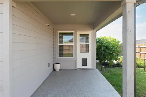 a view of an outdoor space