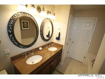 428 Wiegerstown Road O'Fallon, IL 62269 - Photo 9 of 24 Gallery Image 9
