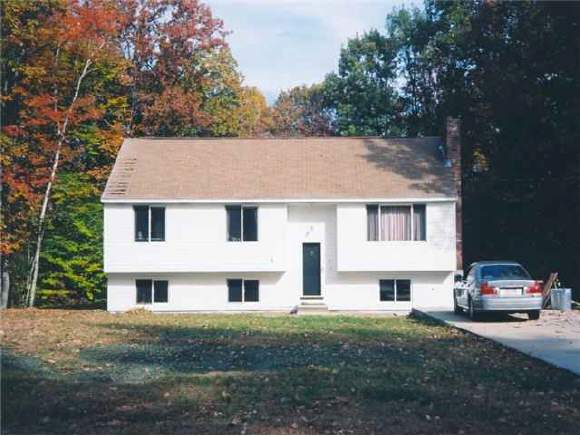 24 Country Acres Road Sandown, NH 03873 - Photo 1 of 1