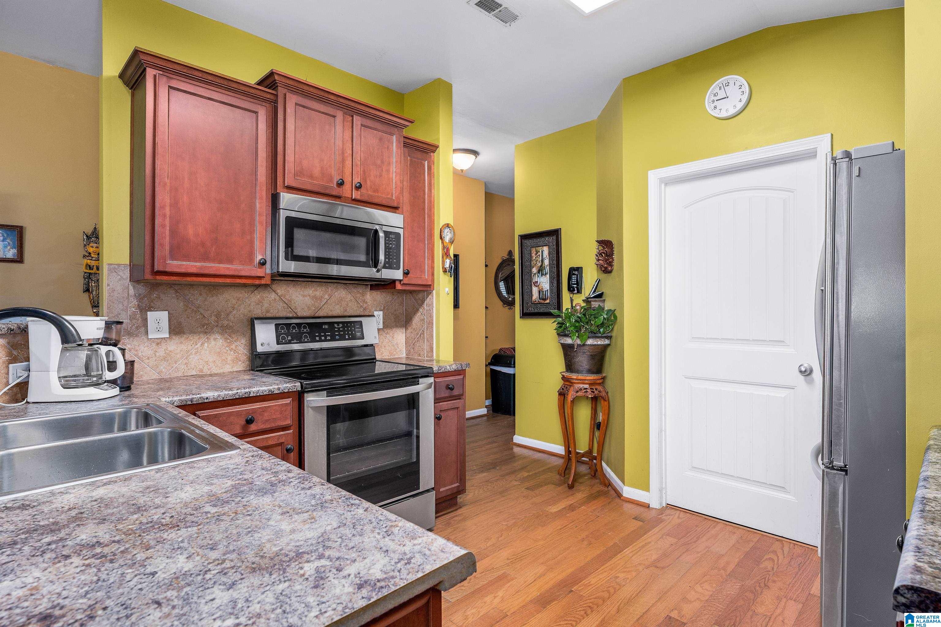 200 Briar Ridge Lane Odenville, AL 35120 - Photo 9 of 26