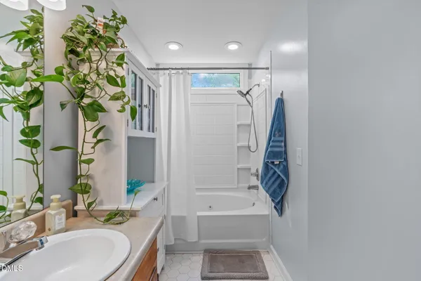 $550,000 | 107 Ridge Hollow Court, Cary, NC 27513