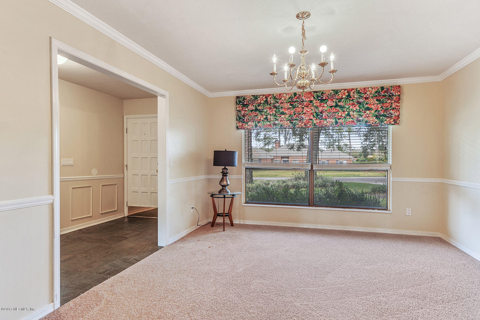 8141 Pine Lake Road Jacksonville, FL 32256 - Photo 8 of 23 009_1600x1067_mls
