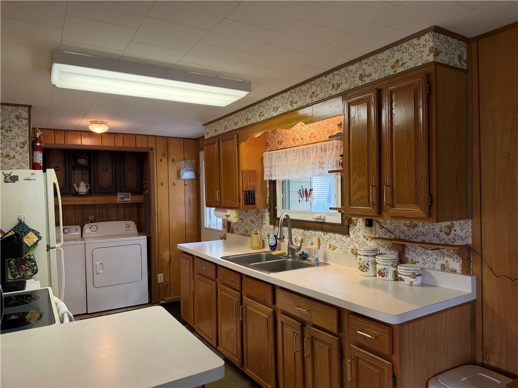 6250 Walkers Corner Road Byron, NY 14422 - Photo 3 of 25 Gallery Image 3
