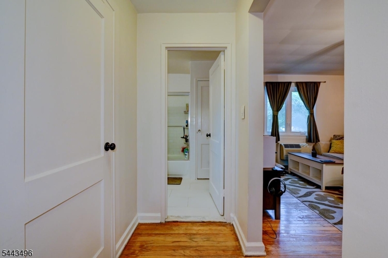 66 Troy Drive Springfield, NJ 07081 - Photo 21 of 28